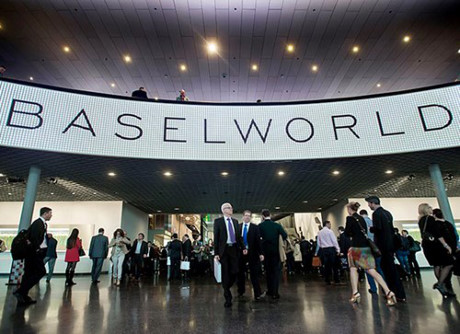 Tận mục loạt đồng hồ siêu khủng tại Basel World 2016